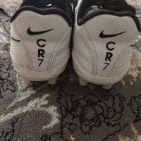 کفش فوتبالی