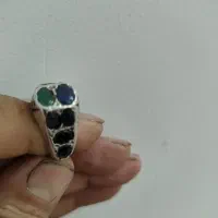 انگشتر نقره رکاب مانی ده جواهر زمرد یاقوت کبود