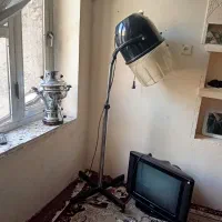 تلوزیون و سماور و کلاه رنگ