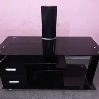 میز تلویزیون در حد نو