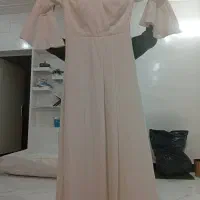 فروش لباس عروس، مانکن متحرک ، تعدادی تابلو