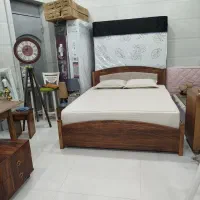 تخت و تشک اکبر