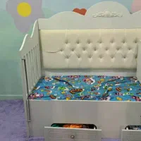 تخت خواب نوزاد و نوجوان