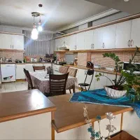 ۲۰۵متر آپارتمان با ۲۵۰مترحیاط اختصاصی برآپادانادوم