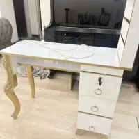 فروش صندلی چرخ دار و میز