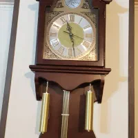 ساعت دیواری  آونگ دار