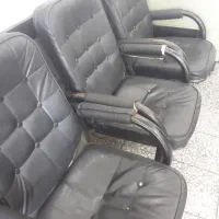 یک سری وسایل دکور وآیینه