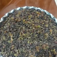 کشمش تازه پاک شده تمیز