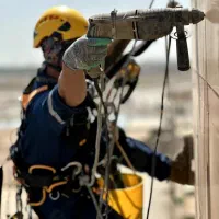 خدمات کار در ارتفاع،پیچ ورول پلاک،نماشویی