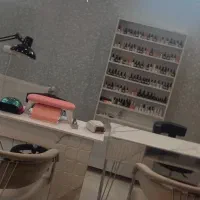 استخدام بانوان ارایشگر در لاین ناخن و مژه فوری