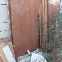 درب کمد دیواری سالم جنس قدیمی محکم|جاکفشی، کمد، دراور|ملایر, |دیوار