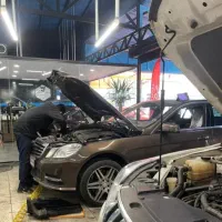 باطری سازی ،دیتیلینگ خودرو های خارجی و ایرانی سیار