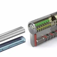 کلید سازی نمونه ده دقیقه در محل|خدمات پیشه و مهارت|تبریز, |دیوار