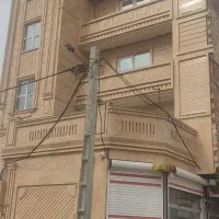 40متر مغازه ۴در۱۰ دارای امتیازآب و برق و گاز و سند