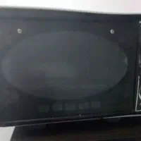 یک عدد توستر فروشی