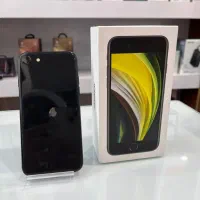 Iphon se 2020 تخفیفی