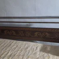 تخت ب همراه تشک و کفی