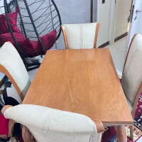 میز ناهار خوری چهارنفره