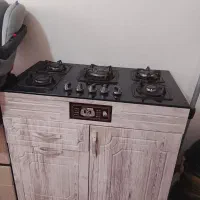 اجاق گاز پنج شعله کابینتی در حد نو