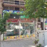 مغازه واقع در خیابان ازادی تقاطع استقلال