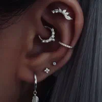 پیرسینگ تخصصی با آف ویژه