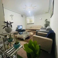 آپارتمان مبله پارکینگ دار مرکز شهر قیمت مناسب|اجارهٔ کوتاه‌مدت آپارتمان و سوئیت|شیراز, شهرک سراج‎|دیوار