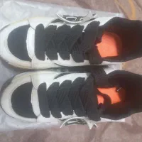 چند جفت کفش سایز ۳۷