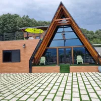 انواع کلبه های استخر دار کلبه معمولی و جکوزی دار