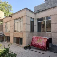 منزل ویلایی سند دار ( ۱۰ دقیقه تا حرم)