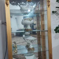 ویترین سلطنتی طلایی