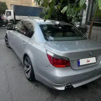 بی ام و 525i