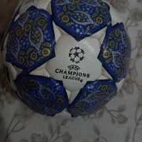 توپ فوتبال چمپیونزلیگ لیگ ۲۰۲۳