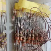 دنبال کار نگهبانی هستم خودم کار جو هستم