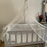 تخت نوزاد کنار تخت مادر|اسباب و اثاث بچه|گرگان, |دیوار