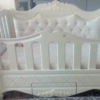 تخت کودک به همراه تشک