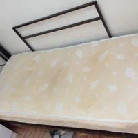 تخت خواب فلزی یک نفره|تخت و سرویس خواب|کرج, حصارک بالا|دیوار