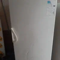 یخچال سالم به شرط سالم فقط خریدار واقعی تماس بگیرد