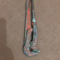 آچار لوله گیر