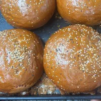 به خانم فروشنده نیازمندیم