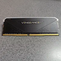 رم Corsair Vengeance RGB RS DDR4 16GB 3200MHz|قطعات و لوازم جانبی رایانه|یزد, |دیوار