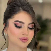 میکاپ تخصصی و لایت