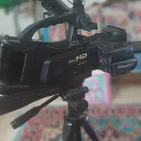 دوربین فیلمبرداری پاناسونیک باتری اضافه و سه پایه|دوربین عکاسی و فیلمبرداری|اصفهان, بهارستان|دیوار