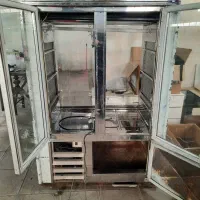 یخچال و میز و منقل کبابی