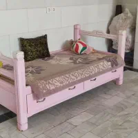 تخت تمام چوب تک نفره