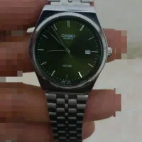 ساعت کاسیو با صفحه سبز  بند استیل