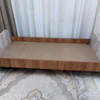 ست میز تحریر و کتابخانه سالم و تمیز شرکتی و تخت|میز تحریر و کامپیوتر|کرج, باغستان|دیوار