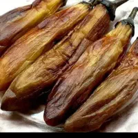 پیاز داغ.  بادمجان سرخ شده  بادمجان کبابی