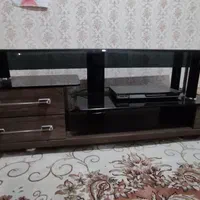 میز تلوزییون شیشه خم نشکن مثل نو جهیزیه