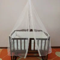 تخت گهواره ای چوبی نوزاد