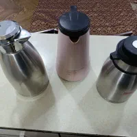 دو تا فلاسک استیل و یکی شیشه ای